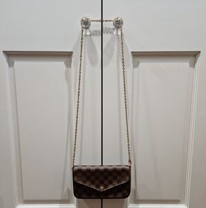 Sold Louis Vuitton Monogram Felicie